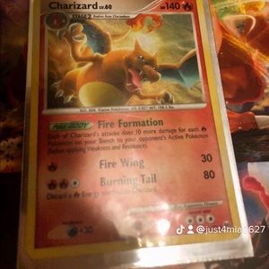 CHARIZARD 2009 RARE HOLO.